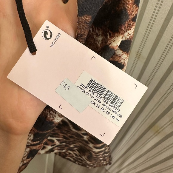 Victoria's Secret Leopard Print Maxi Dress for night time or lounge - Picture 7 of 7